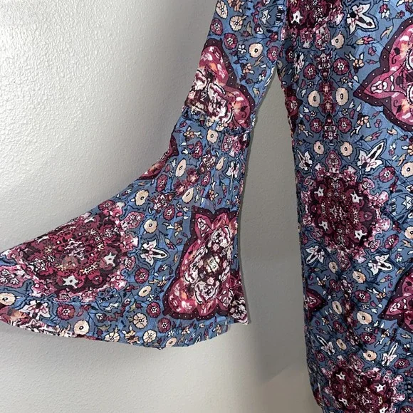 White House Black Market Shift Dress Women's M Multi Color V Neck Flared Sleeve - Picture 2 of 13